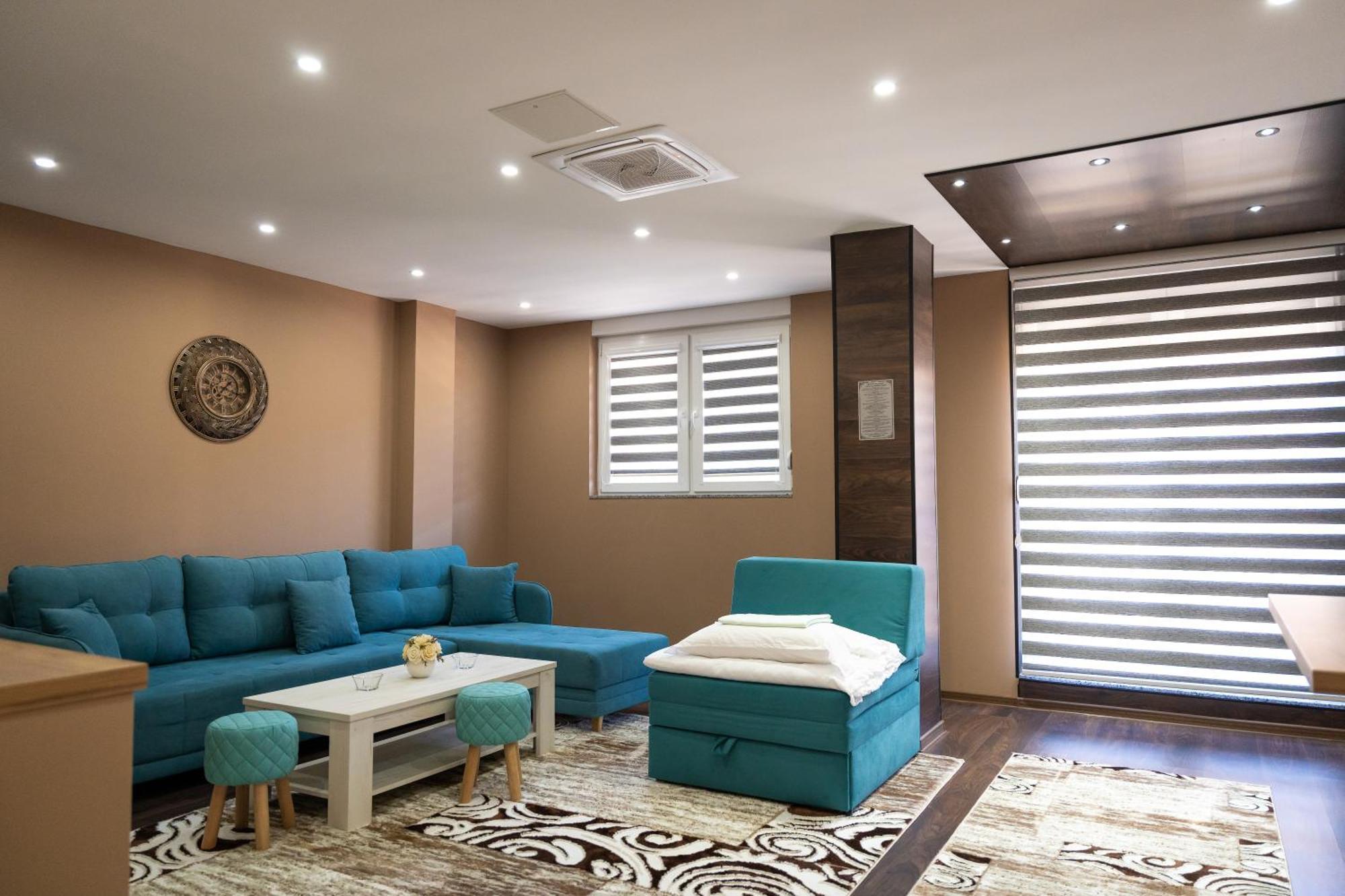 Ema, Asja, Eda Apartments 泽尼察 外观 照片